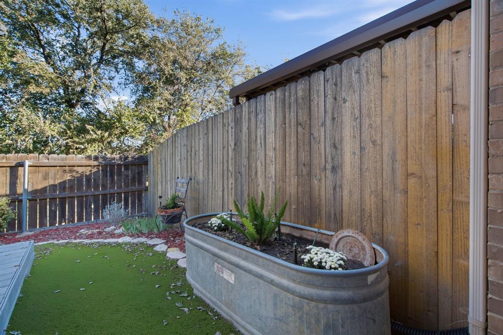 170 Greathouse Village - Photo 34