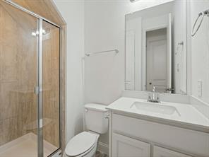 1024 Thomas Place - Photo 13