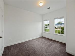 1024 Thomas Place - Photo 15