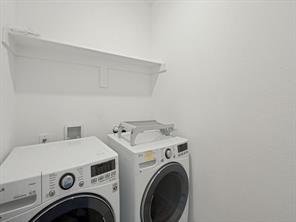 1024 Thomas Place - Photo 18