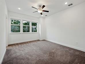 1024 Thomas Place - Photo 21