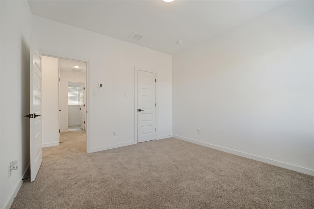 2716 Runnels Court - Photo 13