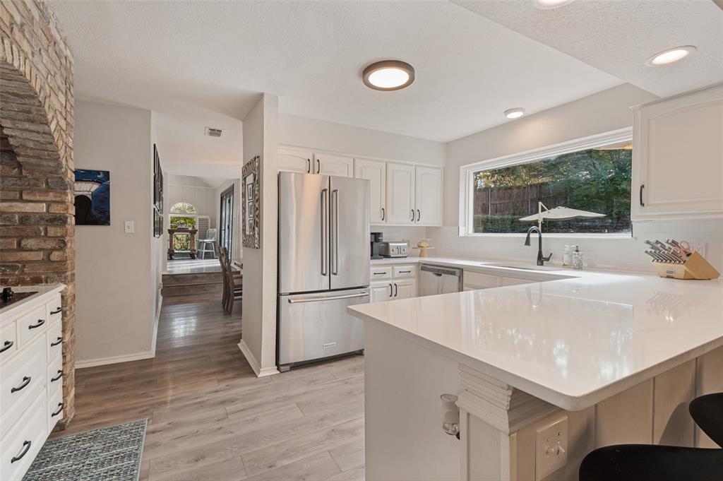 1814 Foxwood Court - Photo 12