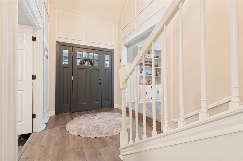 1814 Foxwood Court - Photo 7