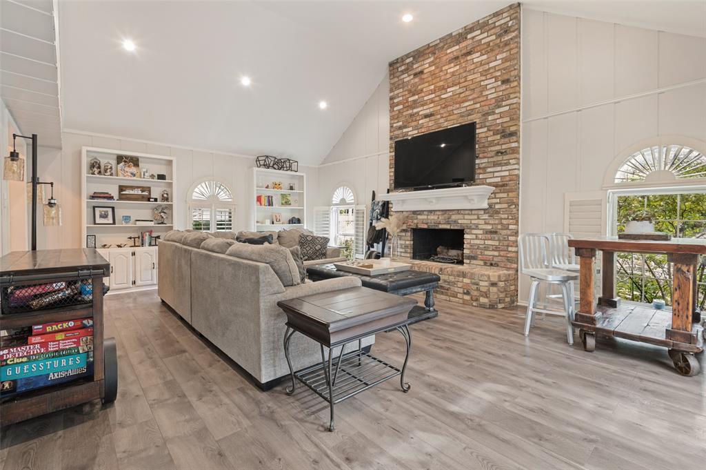 1814 Foxwood Court - Photo 9