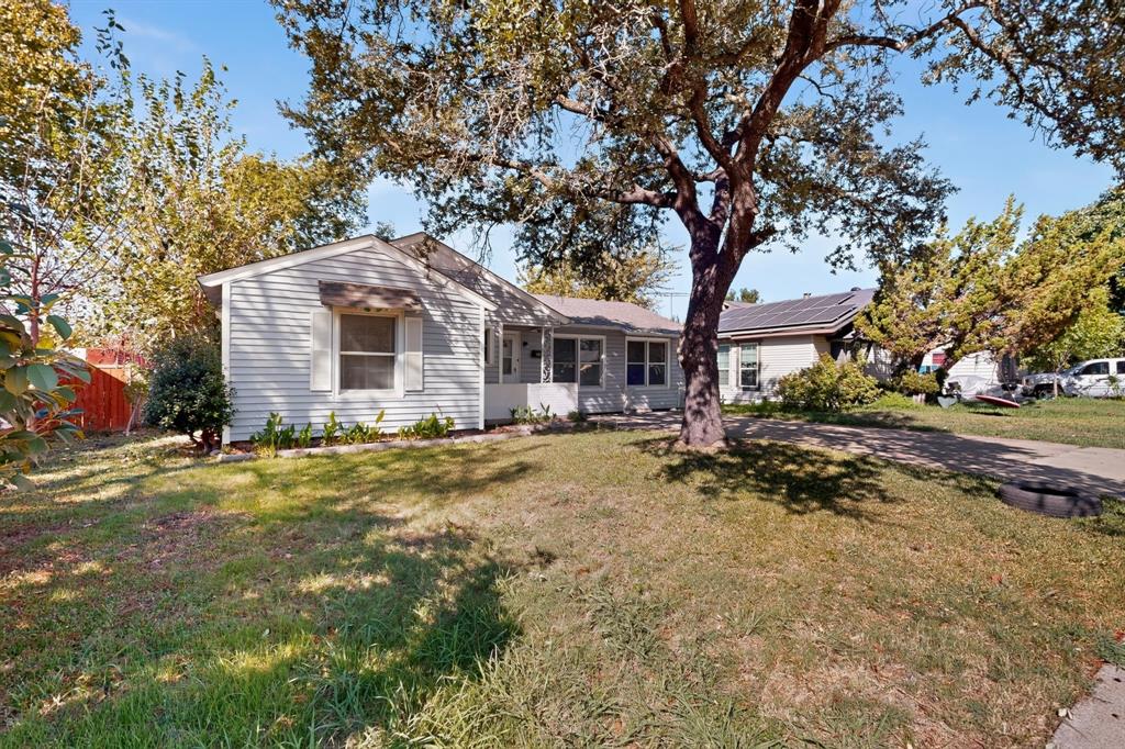 2053 Westchester Drive - Photo 3