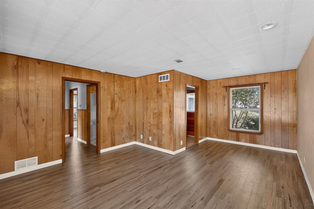2053 Westchester Drive - Photo 7
