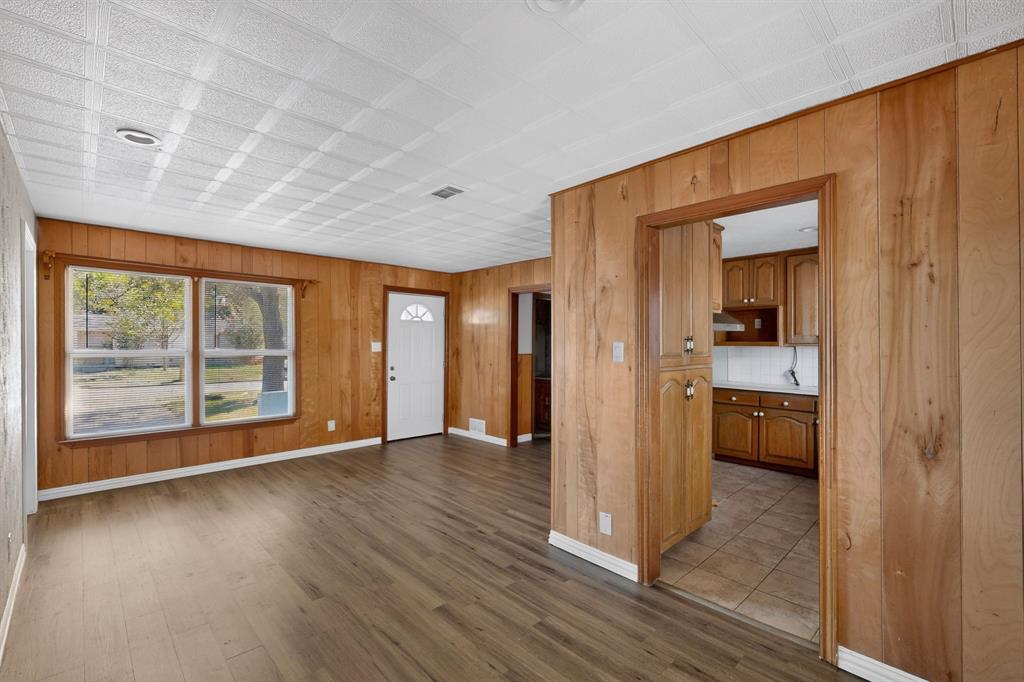2053 Westchester Drive - Photo 9