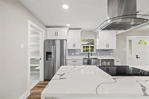 8635 Strathmore Drive - Photo 11