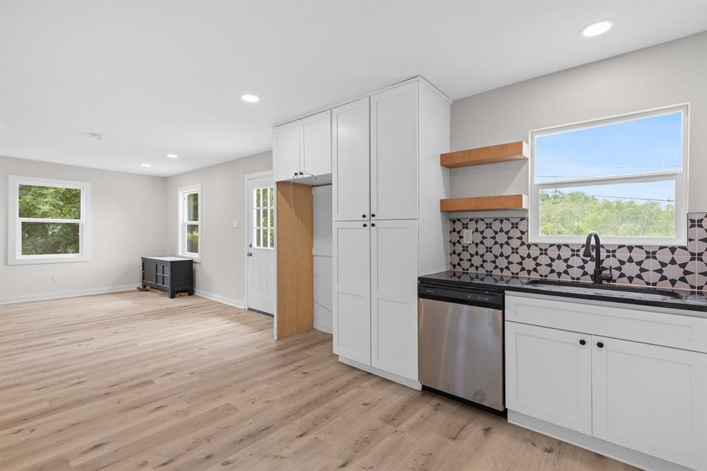 310 Lawndale Street - Photo 13