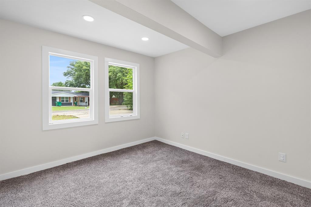 310 Lawndale Street - Photo 18