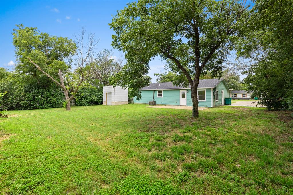 310 Lawndale Street - Photo 28