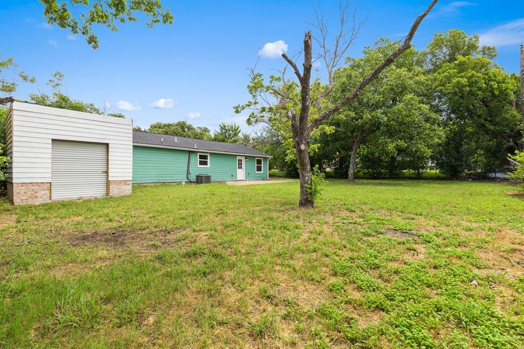 310 Lawndale Street - Photo 31
