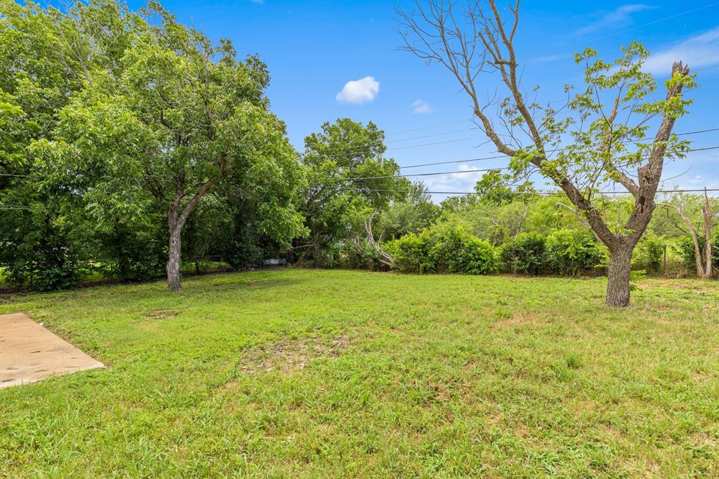 310 Lawndale Street - Photo 32