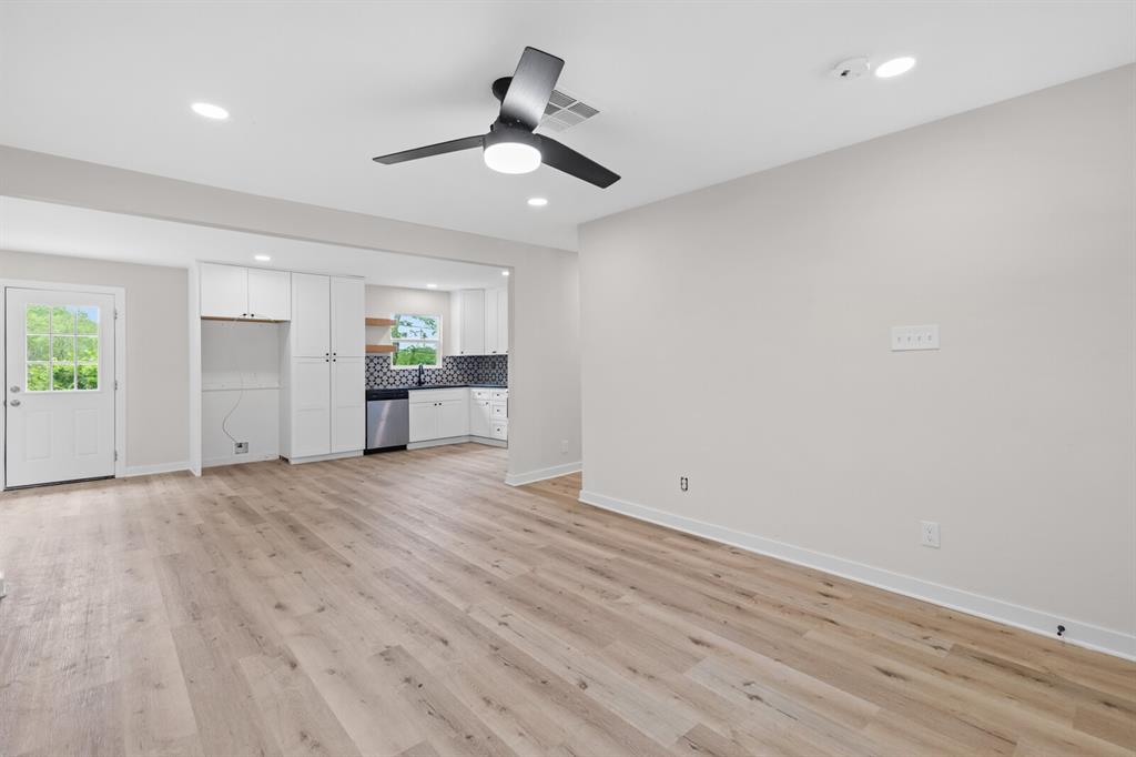 310 Lawndale Street - Photo 9
