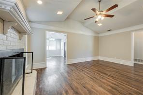109 E Willow Lane - Photo 3
