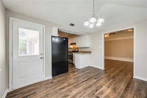 109 E Willow Lane - Photo 8