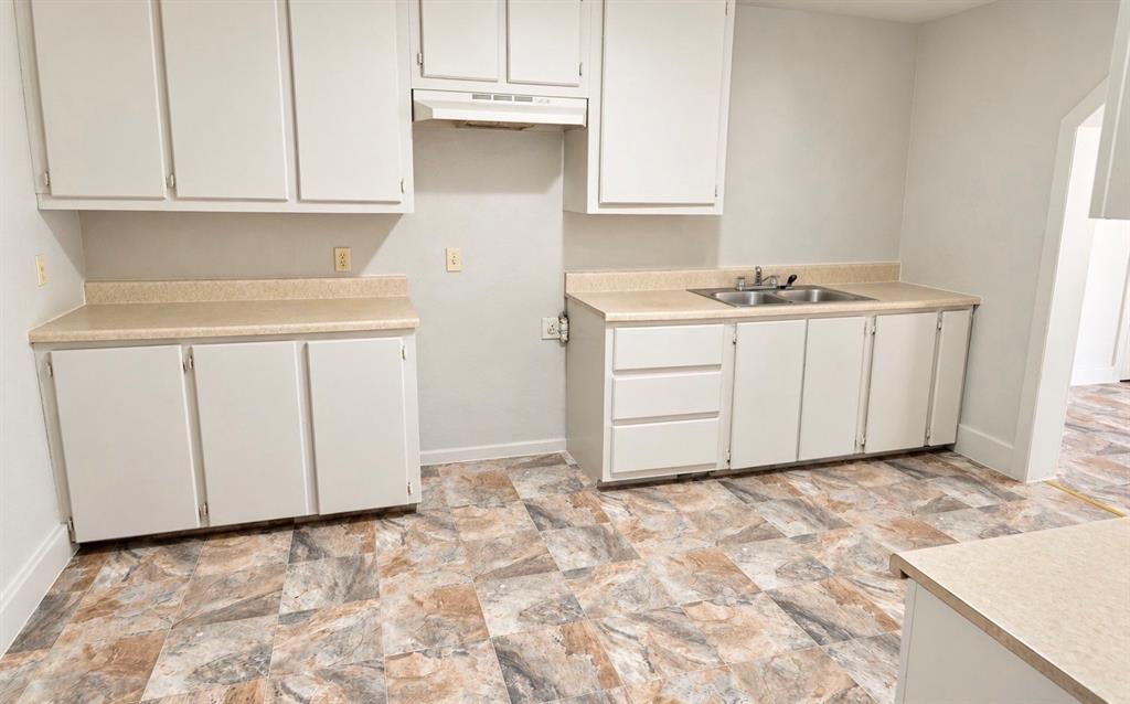 511 SW 3rd Street - Photo 10