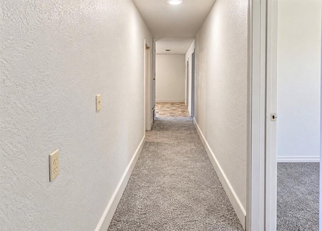 511 SW 3rd Street - Photo 4