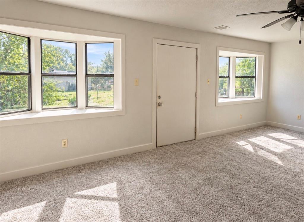 511 SW 3rd Street - Photo 5