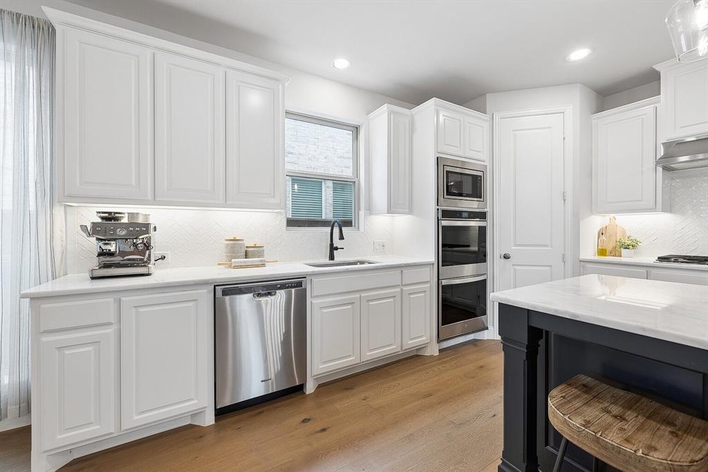 8471 Colburn - Photo 10