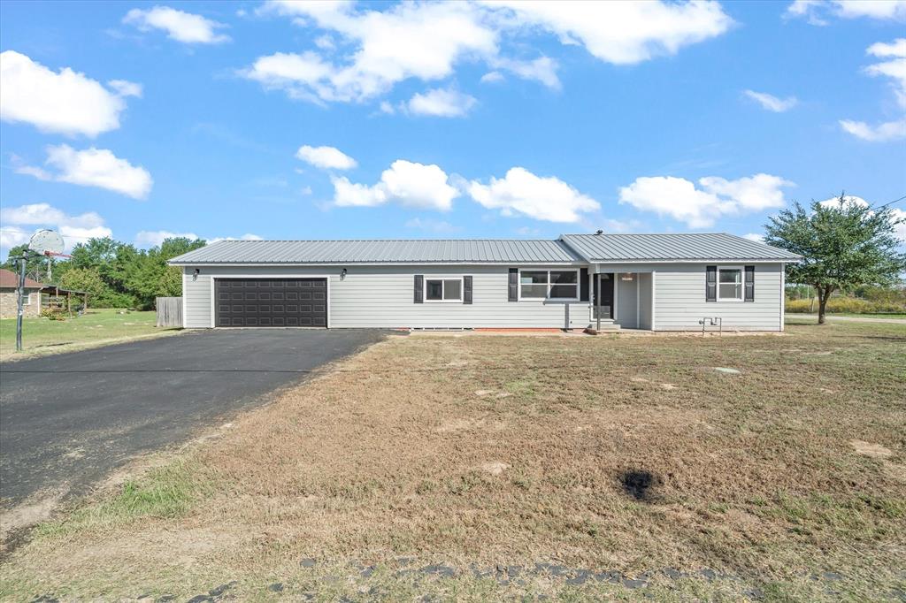 409 E Ohio Street - Photo 1