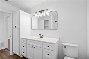 409 E Ohio Street - Photo 11
