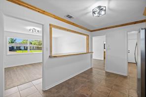 409 E Ohio Street - Photo 17