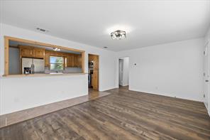 409 E Ohio Street - Photo 7
