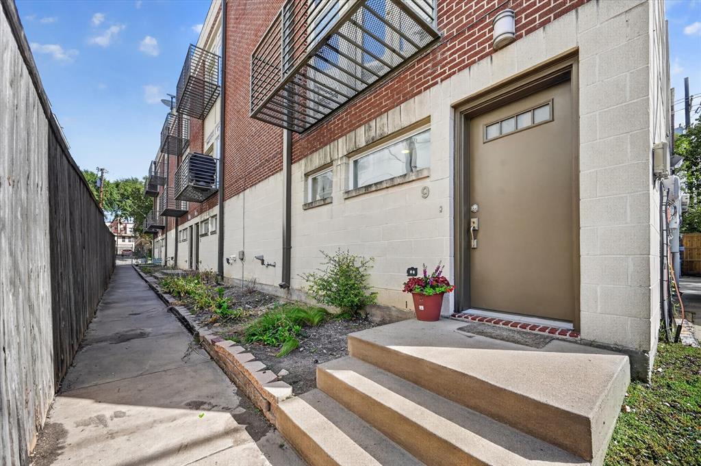5618 Lindell Avenue - Photo 3