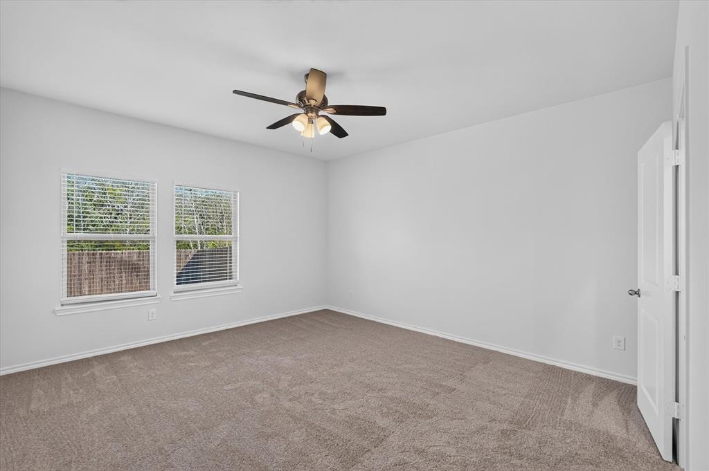 105 Smarty Jones Street - Photo 14