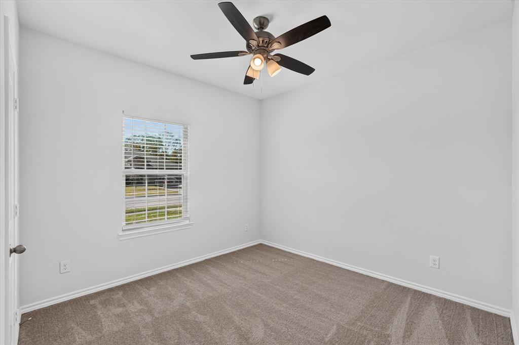 105 Smarty Jones Street - Photo 26