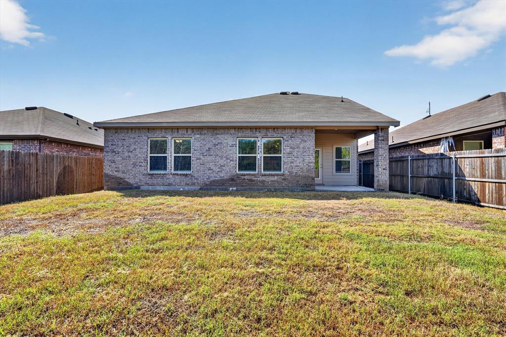105 Smarty Jones Street - Photo 27