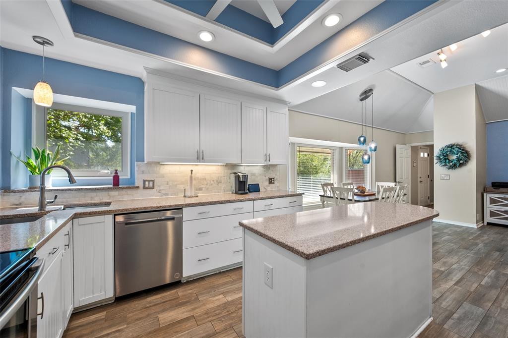 8800 Rolling Springs Court - Photo 4