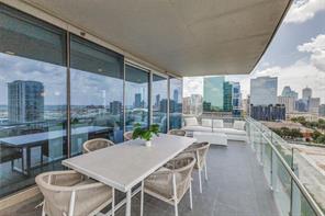 3130 N Harwood Street - Photo 26