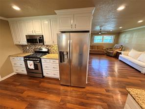 1405 Thompson Drive - Photo 12