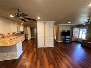 1405 Thompson Drive - Photo 15