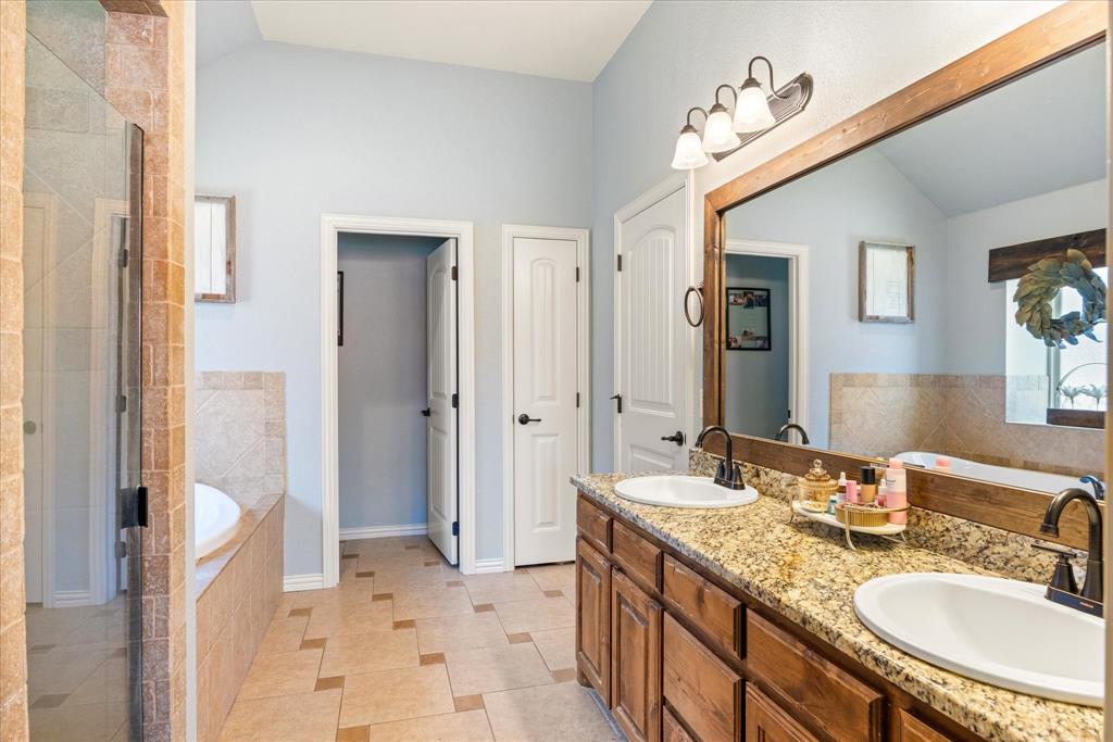 4303 Logan Circle - Photo 14