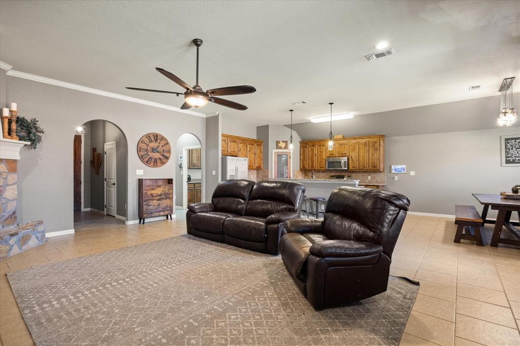 4303 Logan Circle - Photo 2