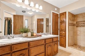 2033 Brightwood Drive - Photo 15