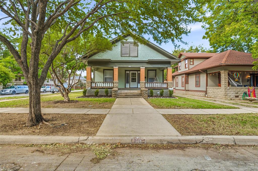 1728 5th Avenue - Photo 1