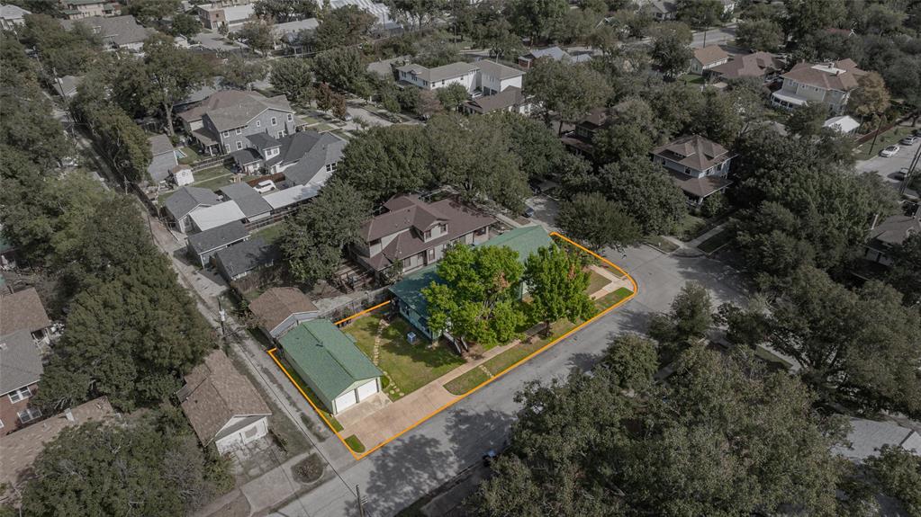 1728 5th Avenue - Photo 2