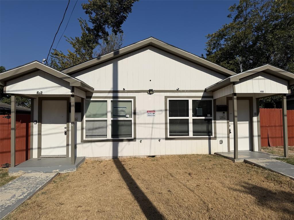 402 Lansing Street - Photo 1