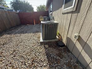 402 Lansing Street - Photo 34