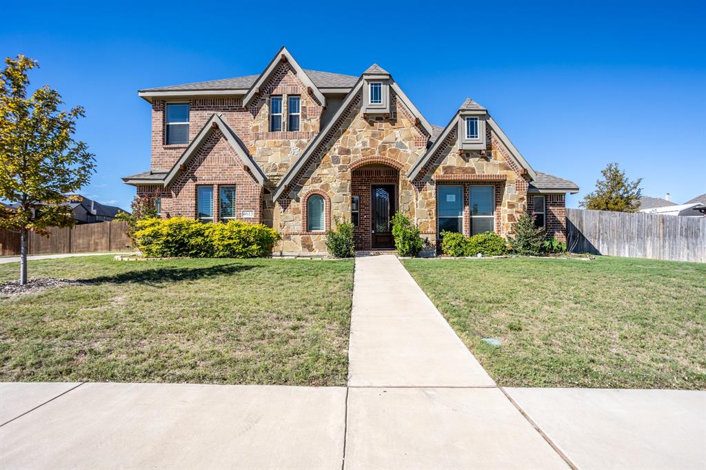 4613 Wildflower Way - Photo 1