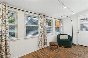 916 Willow Way - Photo 23