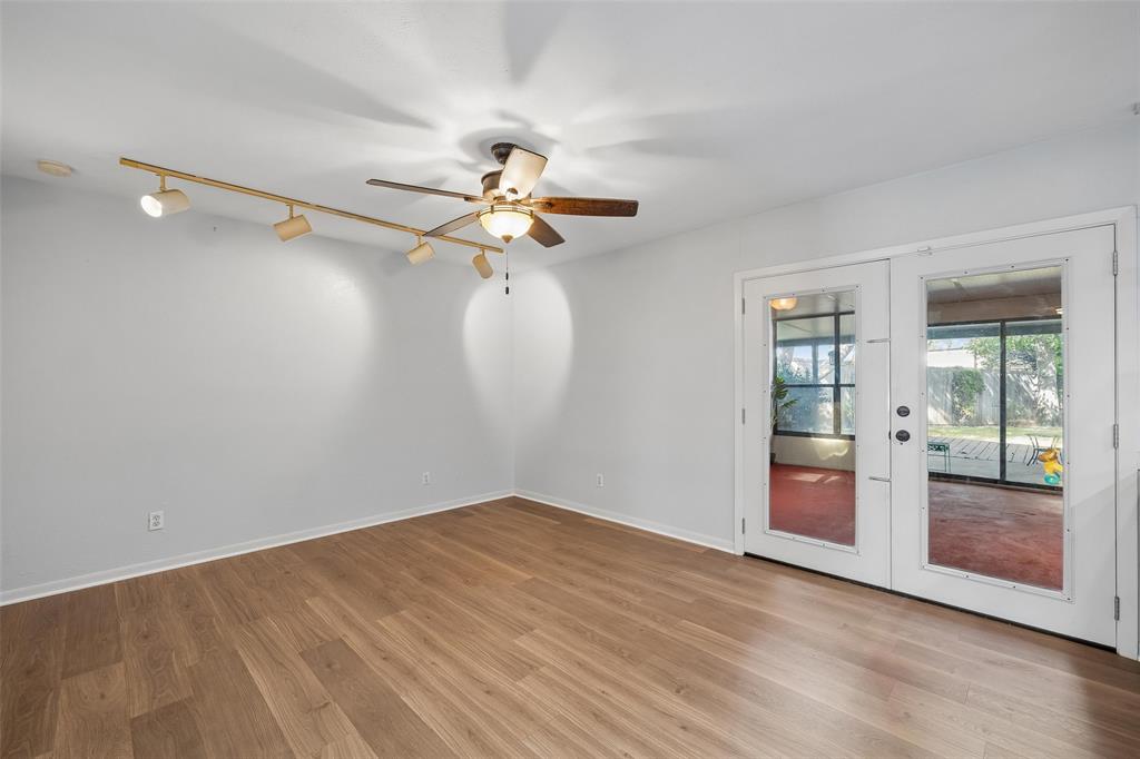 205 Lucinda Drive - Photo 10