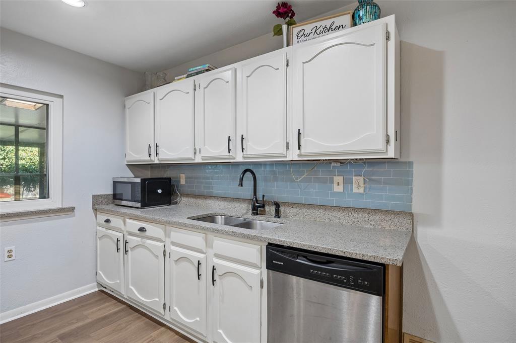 205 Lucinda Drive - Photo 14