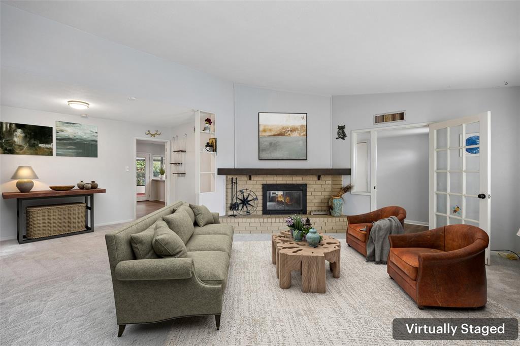 205 Lucinda Drive - Photo 3