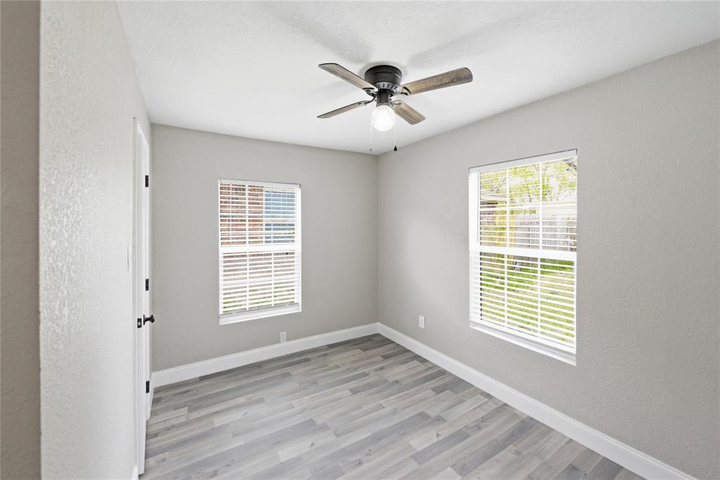 2803 Ross Avenue - Photo 11